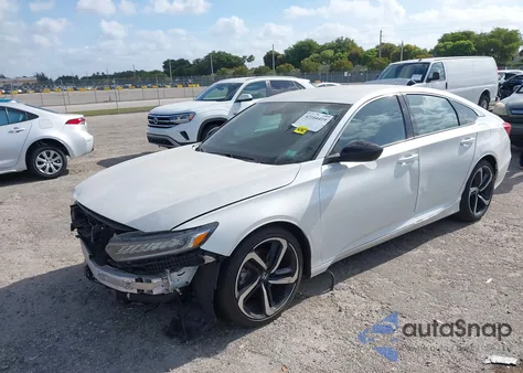 2021 Honda Accord Sport z USA, uszkodzony, nr VIN 1HGCV1F32MA072289